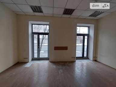 Оренда офісного приміщення на вул. Лаврська 16, приміщень - 11, поверх - 1 • ID 33126113