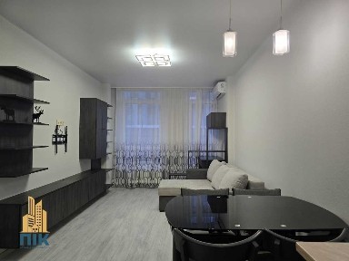 Київ, Тадея Рильського бул., 1