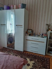 Продам дом 220 м на участке 4 сотки на Ленпоселке