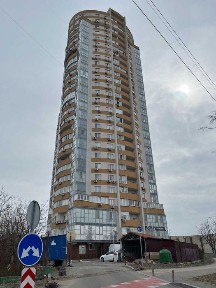 Київ, Дніпровський, вулиця Юрія Шумського 5