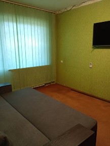 Сдам 1 ком квартиру в центре.