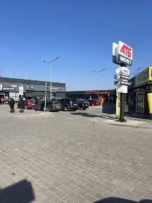 Супер торгове приміщення 70м Черняхів поряд АТБ