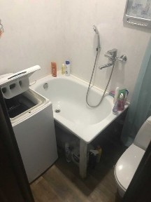 Здам 1 к-ну квартиру на Безручка.