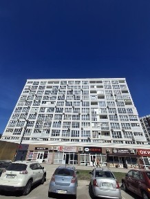 81м2 Продаж гарної 3 кім квартири Автономка