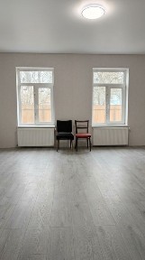 Оренда з новим ремонтом б'юті, офіс 38 м² - Н. Сотня
