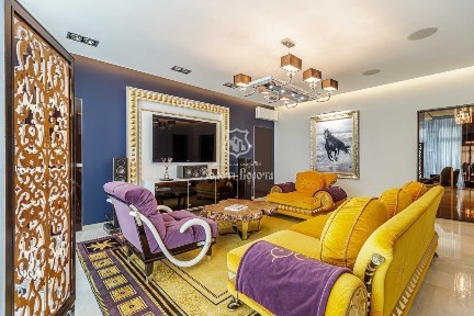 Київ, Саперне Поле вул., 3