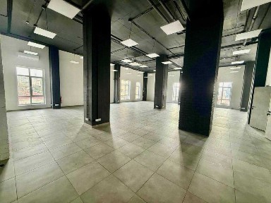 Аренда офиса 340 м² ЖК «Loft White» ул. Ломаная 18 Вид на Успенский сквер