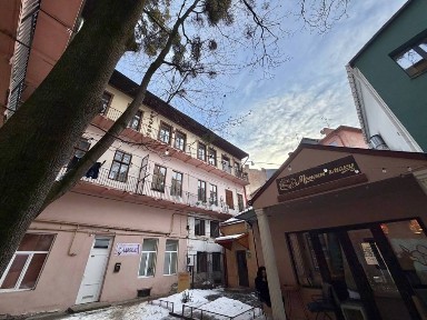 Чернівецька область, Чернівці