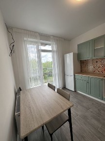 Оренда 1к, світла, балкон, гардероб, ЖК Скандія