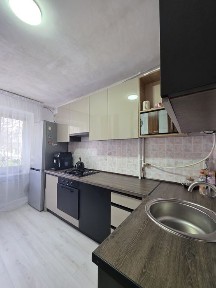 Продам 3к квартиру Квартал Тополь