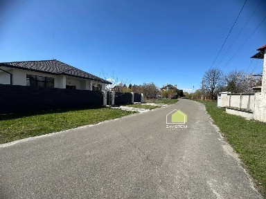 Продаж будинку 151 м²