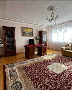 Продаж окремо стоячого будинку, Передмістя Львова - с. Лапаївка