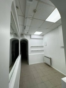 Київ, Печерський, вулиця Велика Васильківська 30 В