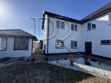 Продаж будинку 200 м², Зимня вулиця