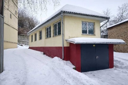 Продаж приватного будинку в місті Києві на Подолі.