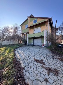 Продаж будинку с. Зарічани!