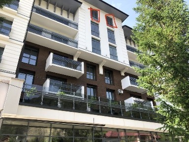 Квартира у ЖК «КрайОбраз», з басейном 25м, центр Яремче. 115 m2. На найвищому 7 поверсі з широкими панорамними вікнами.
