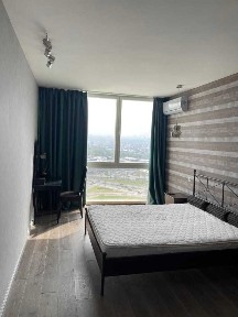 Киев, Степана Бандеры просп., 2Д