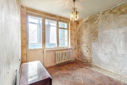 Киев, Сулеймана Стальского ул., 8Б