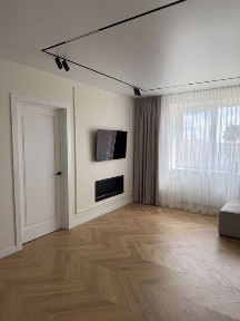 Продам дизайнерскую 3х комнатную квартиру