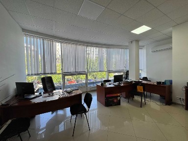 Продаж офісного приміщення в центрі