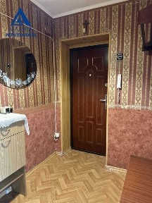 Продам 3-кімнатну квартиру на проспекті Молоді!