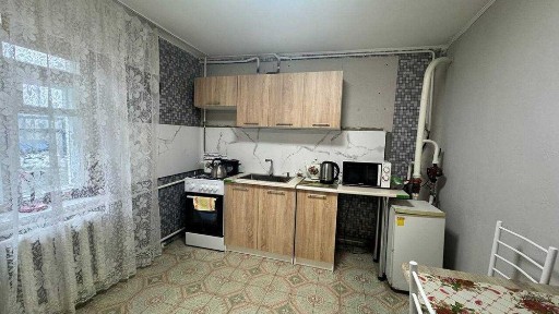 Продається будинок у центрі с. Сидори