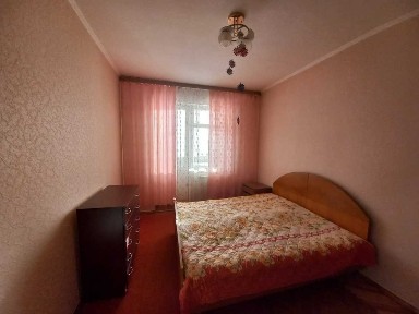 Київ, Декабристів вул., 5