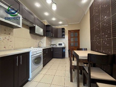 Продаж 3-к квартири на вул. Конякіна, район Варшавського ринку!
