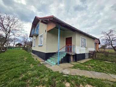 Продається затишний будинок у селі Сихів (15 км до Стрия)