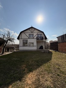 Новий будинок у Центрі міста, 13 соток землі