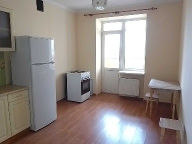 Київ, Алма-Атинська вул., 37Б