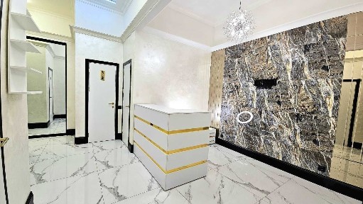 Київ, Круглоуніверситетська вул., 14