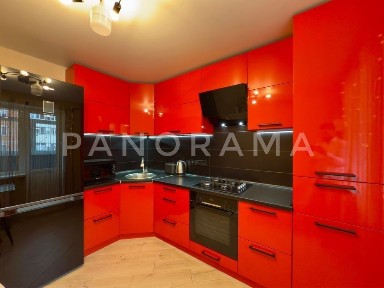 2 кімнатна квартира в центрі, 62м2