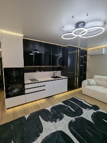 Оренда вишуканої квартири з паркомісцем та кладовою в центрі, ЖК А5, Бельведерська