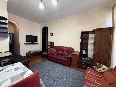 Київ, Бульварно-Кудрявська вул., 8А