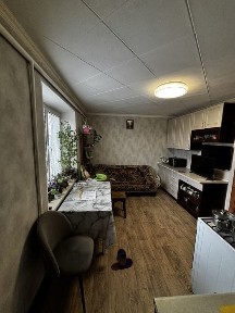 Продам будинок в передмісті