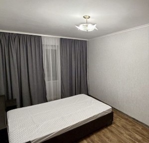 2-К Подол, Богдана Хмельницкого