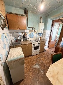 2 - кімнатна квартира вул. Сагайдачного Трускавець