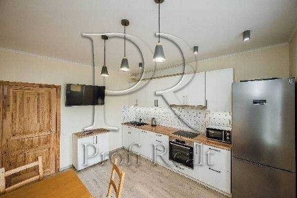Київ, Миколи Бажана просп., 5Г