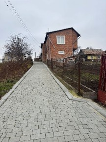 Продаж будинку у с. Муроване/Ділянка: 5.5 соток