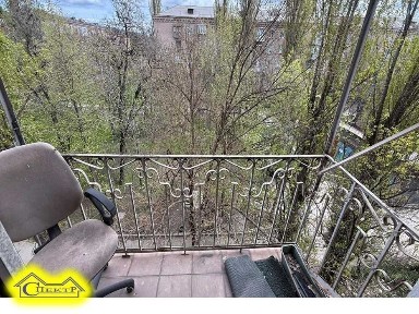2х кімнатна квартира сталінка 4/5 соц-місто з меблями можно по сертифікату