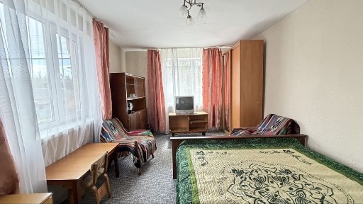Продаж квартири в приватному секторі вул. Лупова!