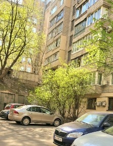 Продаж 2-кімнатної квартири 47 м², Дмитрівська вул., 96-98