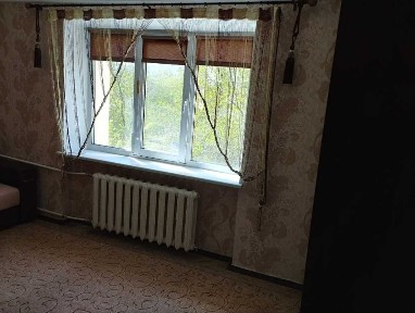 Київ, Ентузіастів вул., 47/1