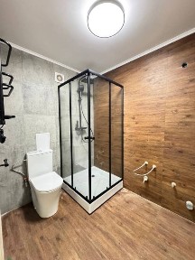 В продажу 2 к к в Лісках/ вул. Курортна з євроремонтом