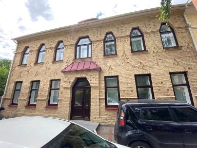 Оренда будівлі під офіс 511кв. м Львівська площа