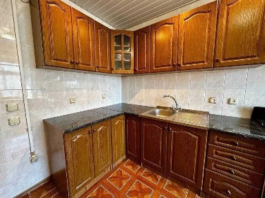 3к квартира в районі Медичного Університету