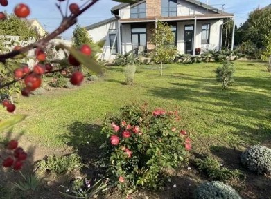 (13) Продам сучасний будинок в смт. Таїрове.