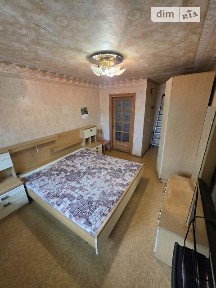 Продаж Трьохкімнатна квартира